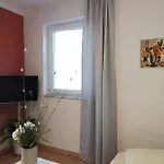 With Parking Space - Rab - 5071 Apartman
