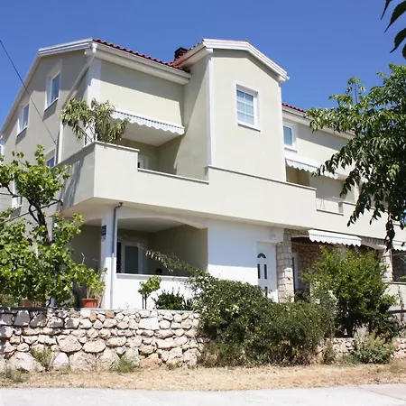 Apartment With A Parking Space Banjol, Rab - 5071 *