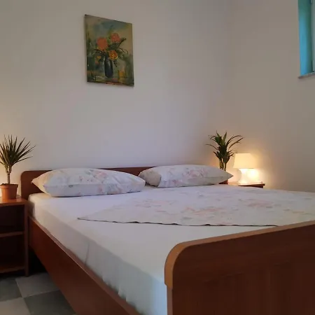 Apartment With A Parking Space Banjol, Rab - 5071 Banjol