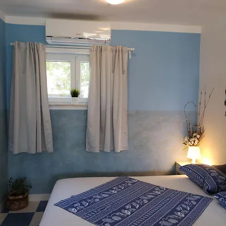Apartmán With Parking Space - Rab - 5071