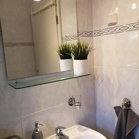 Apartamento With Parking Space Banjol, Rab - 5071