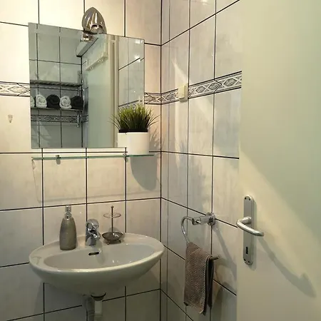 Apartament With Parking Space Banjol, Rab - 5071